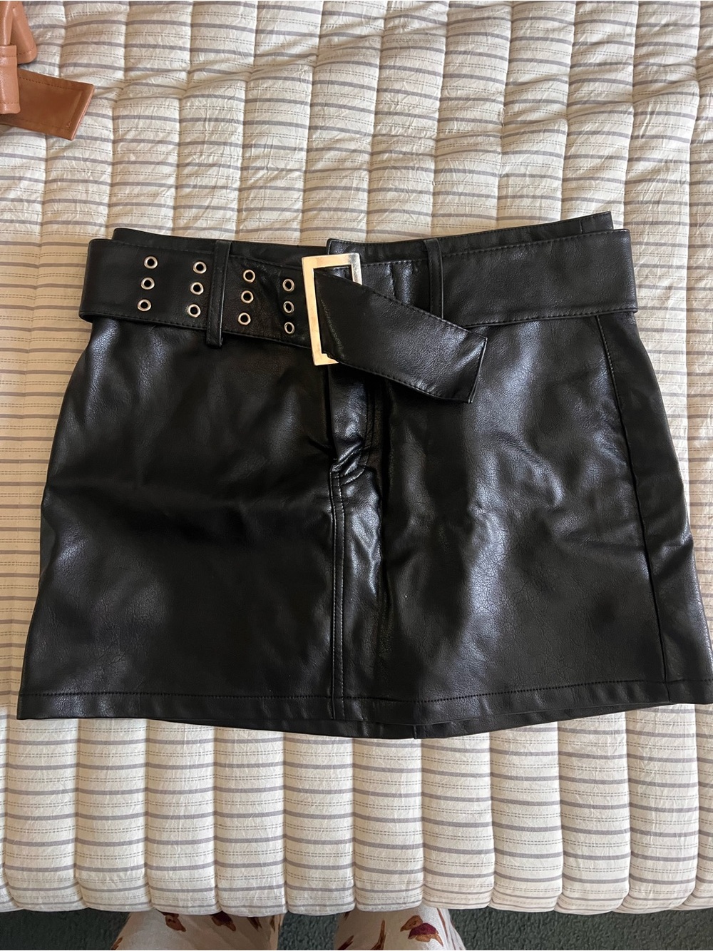 Windsor Black Faux Leather Mini Skirt with Wide Grommet Belt